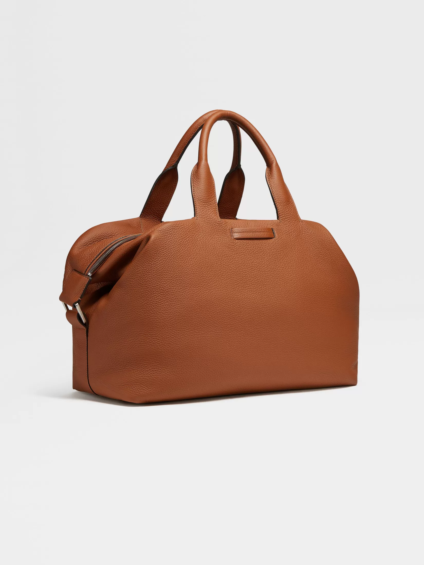 Outlet Borsa da Viaggio Raglan in Pelle di Cervo Essentials Resort | In Viaggio Con Stile