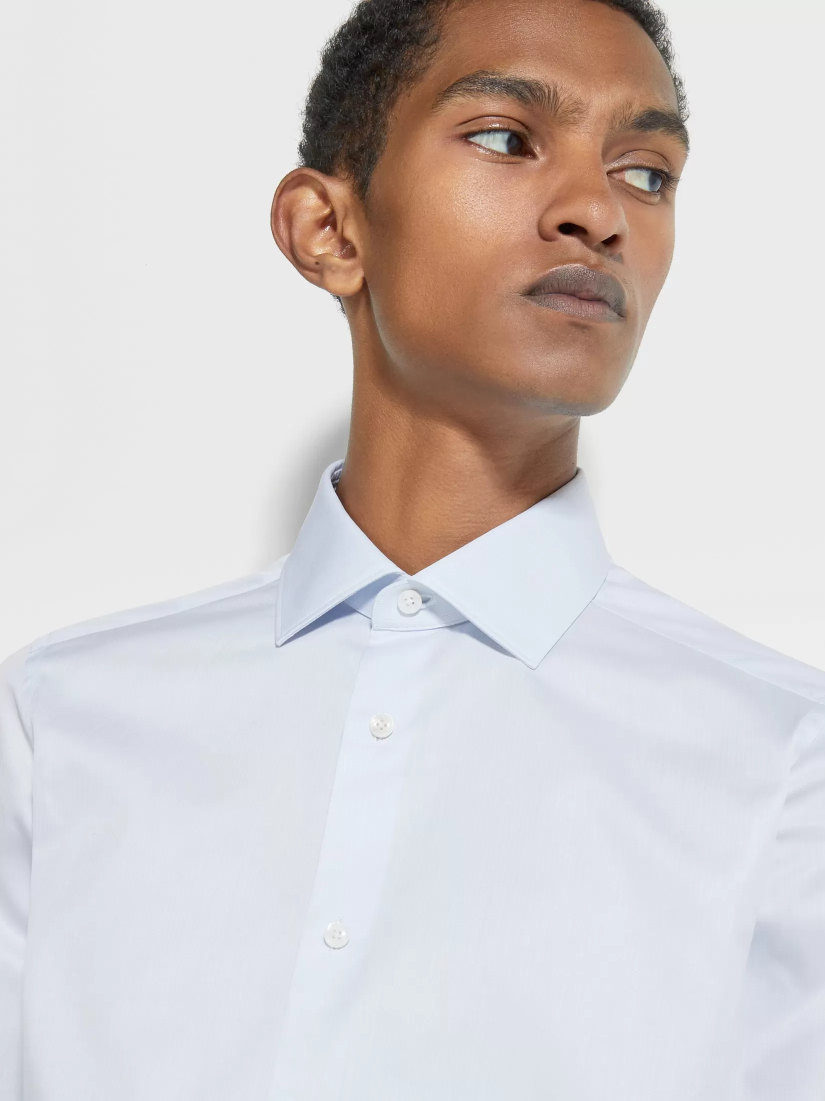 Discount Camicia in Cotone Trecapi a Righe Fini Strutturate Camicie