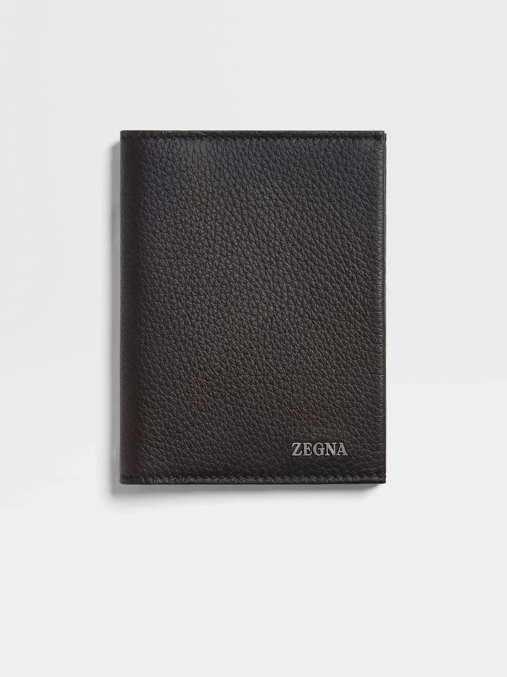 Cheap Custodia per Passaporto in Pelle di Cervo Nera Essentials Resort | Piccoli Doni