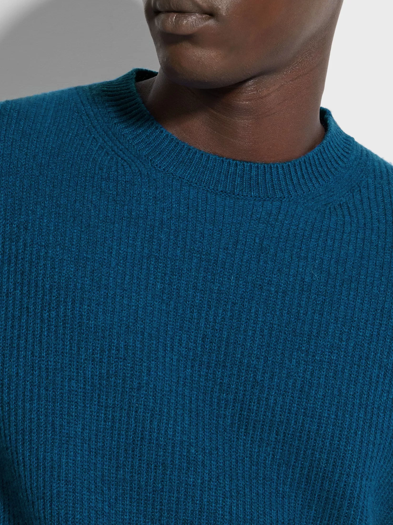 Best Sale Girocollo in Oasi Cashmere Blu Teal Acceso Maglieria