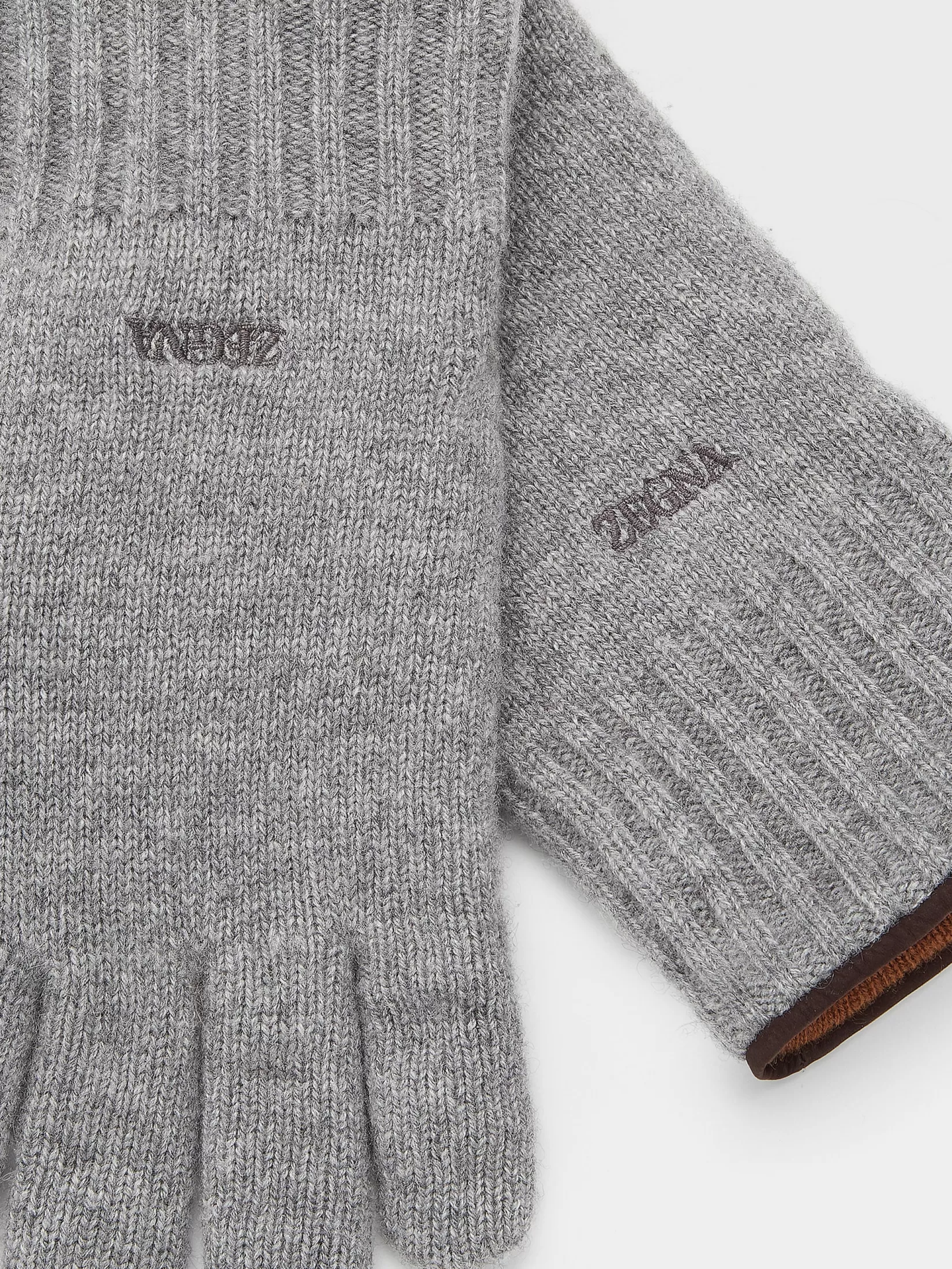 Cheap Guanti in Oasi Cashmere Grigi In Viaggio Con Stile | Morbidi Accessori