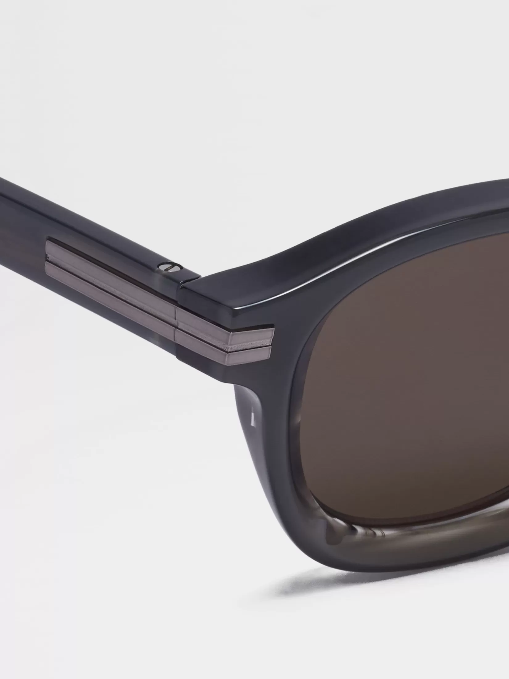 Cheap Occhiali da Sole Aurora I in Acetato Grigio Opale e Grigio Striato Occhiali Da Sole