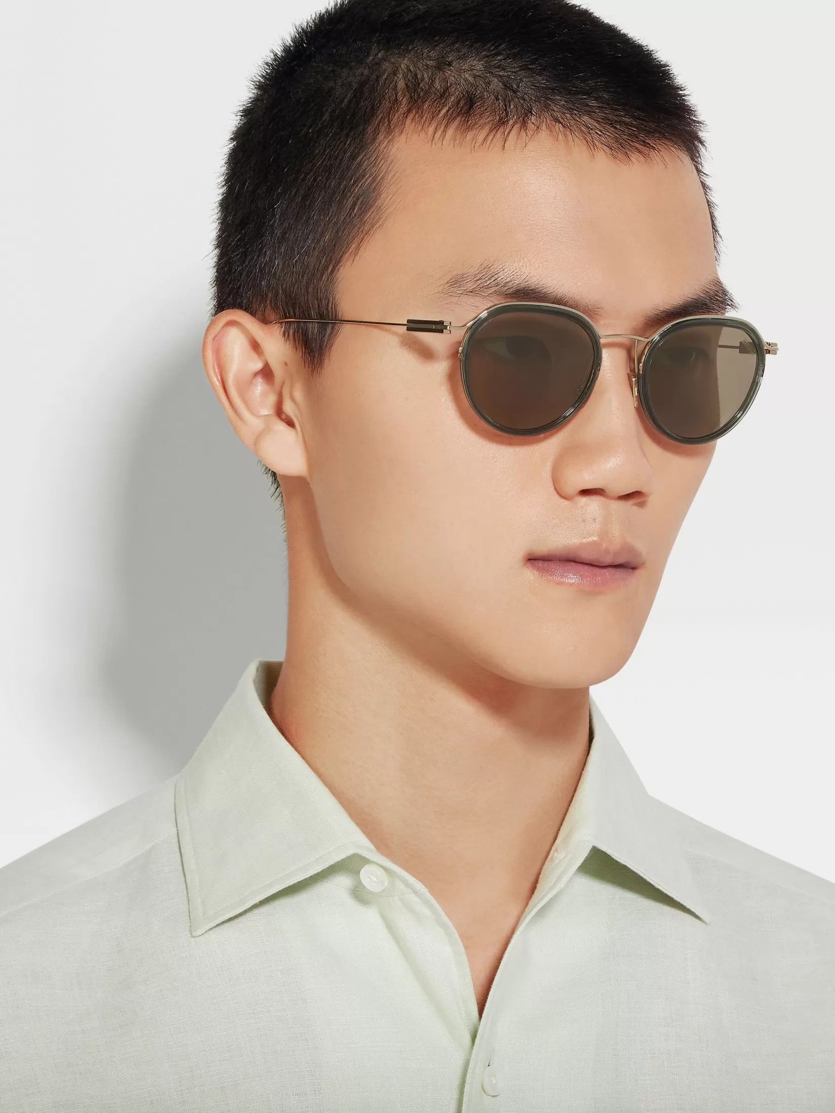 Shop Occhiali da Sole in Acetato e Metallo Verde Trasparente e Oro Chiaro Occhiali Da Sole