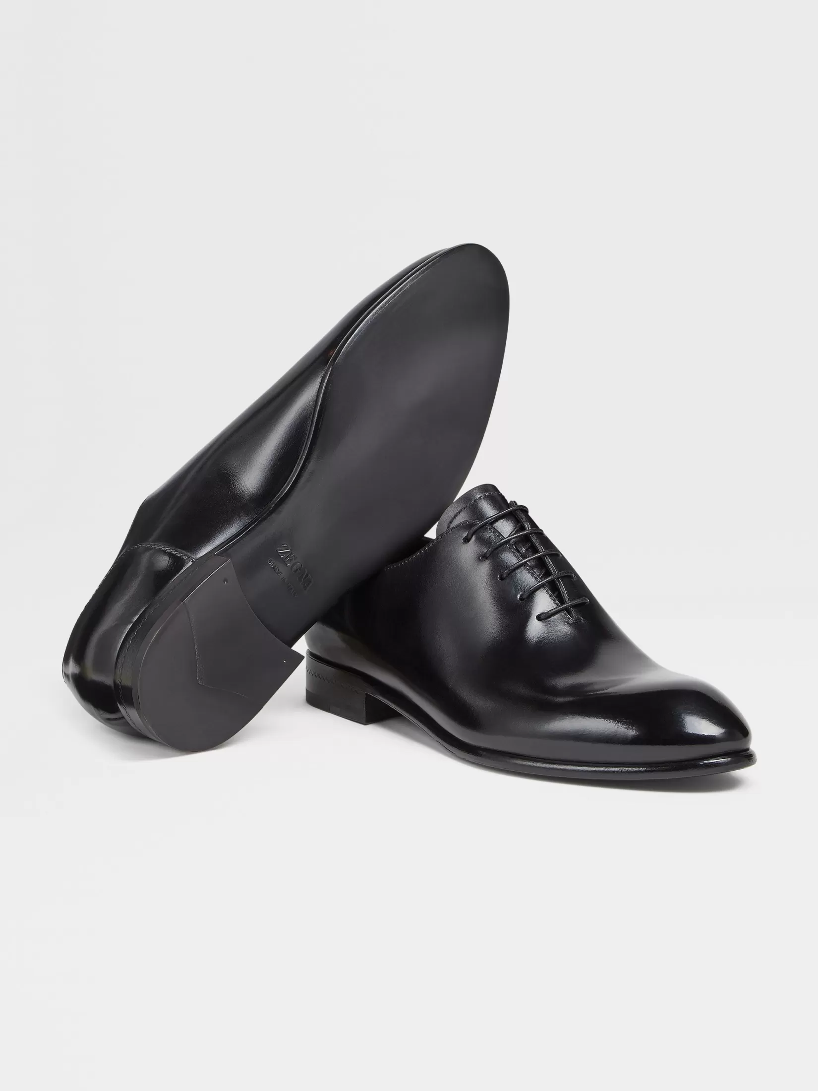 Discount Oxford Wholecut Vienna da Sera in Pelle Lucidata a Mano Nera Stringate