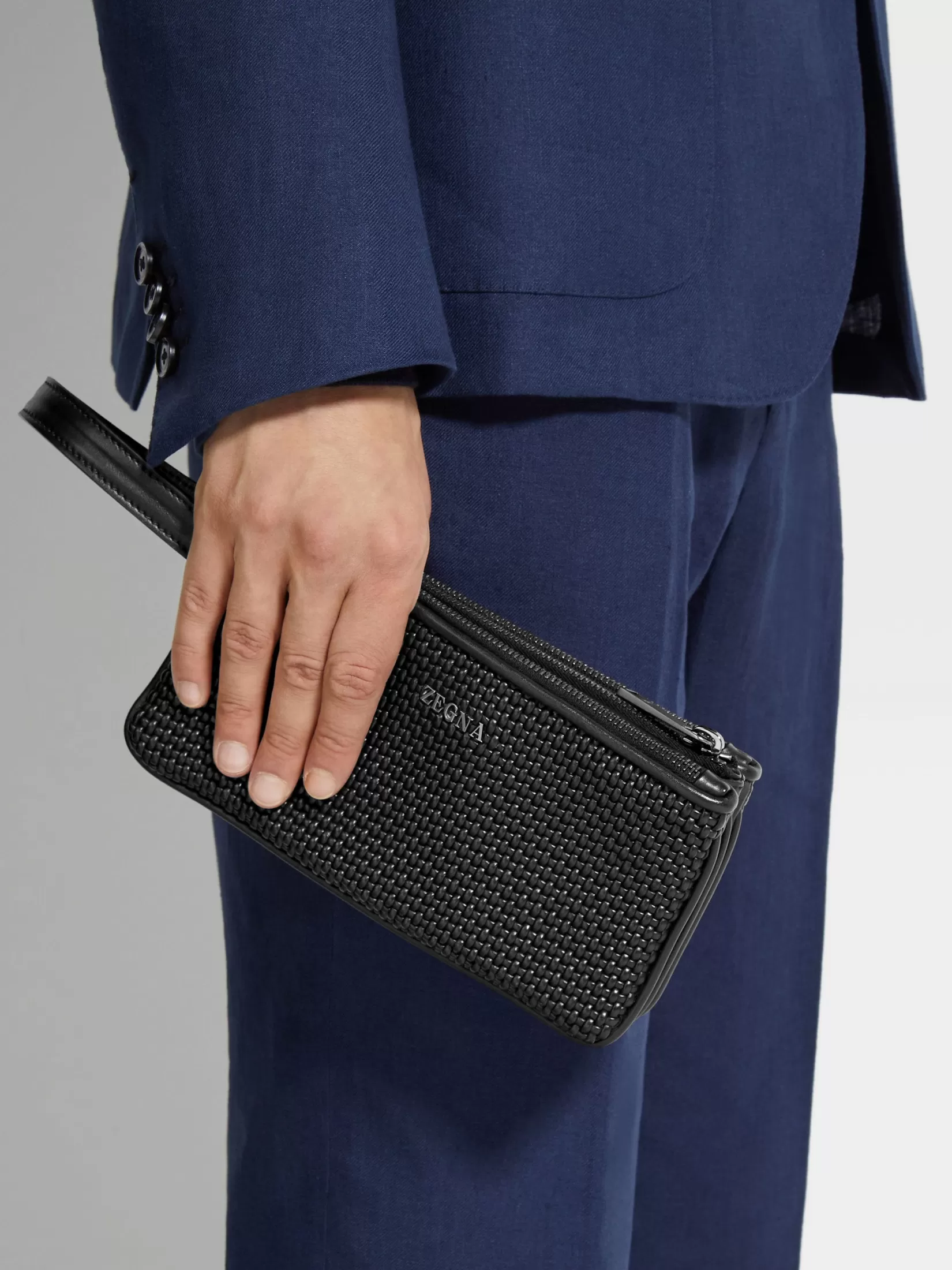 Cheap Pouch con Tripla Zip in PELLETESSUTA™ Nera Borse E Portafogli