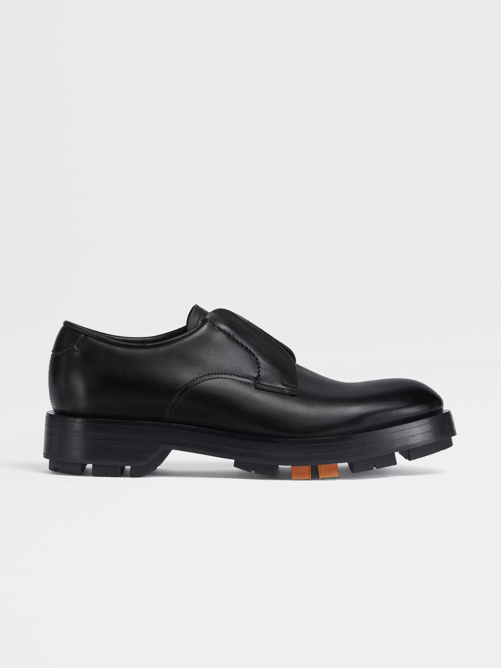 Cheap Scarpe Derby Udine in Pelle Nere Stringate