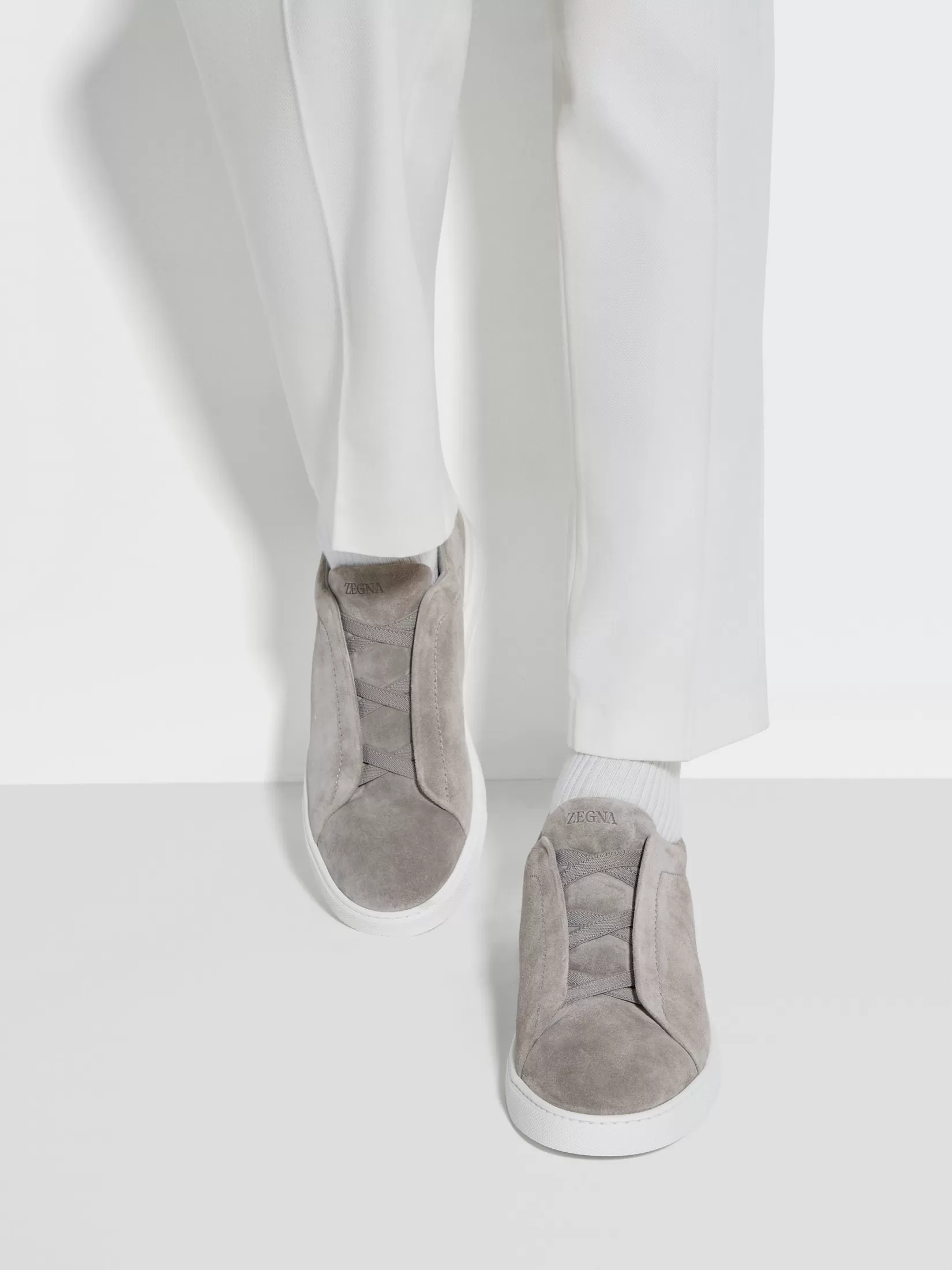 New Sneaker Triple Stitch™ in Suede Grigio Mélange Sneakers